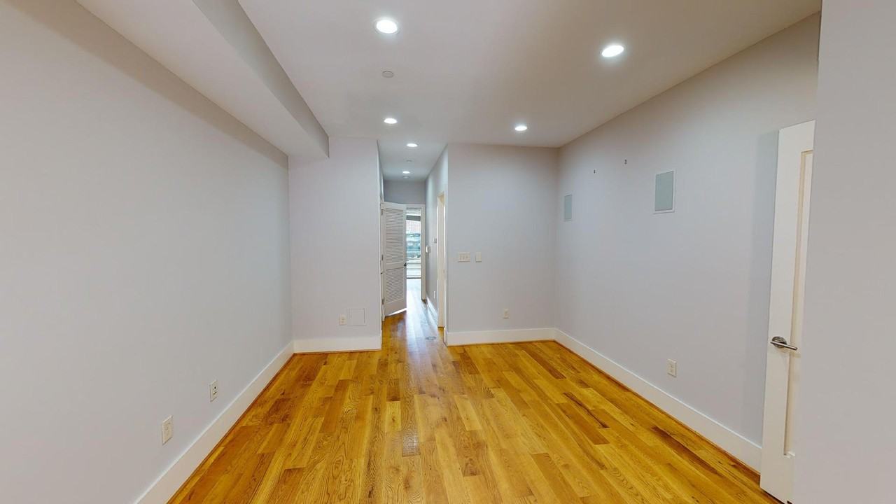 1505 9th St Nw #1 - Photo 7 of 15