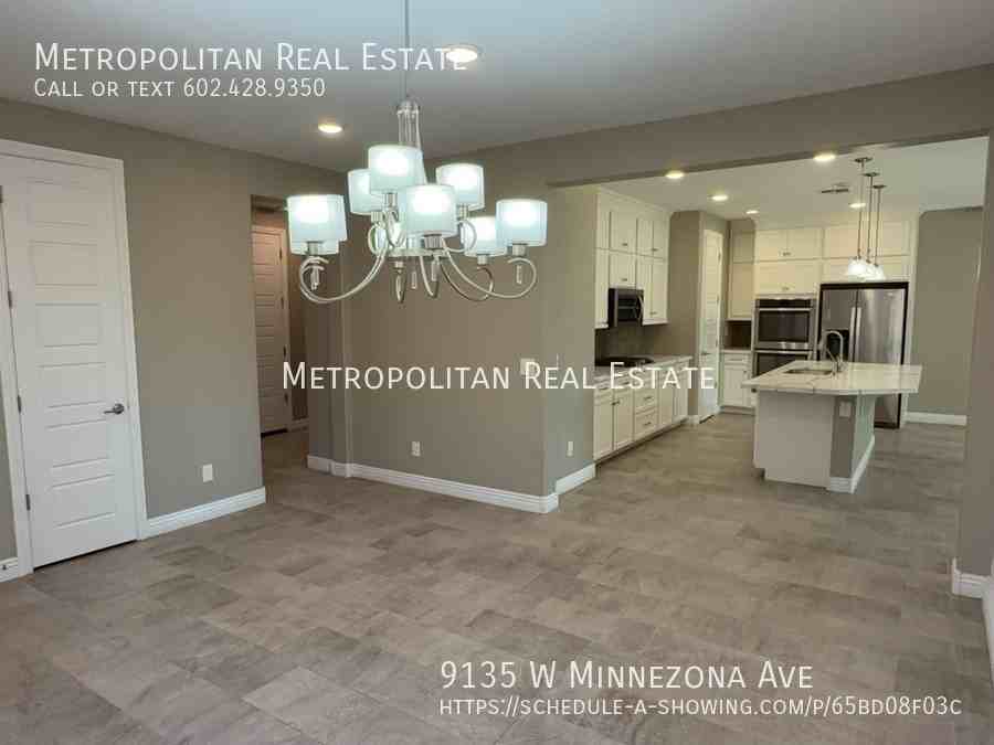 9135 W Minnezona Ave - Photo 3 of 50