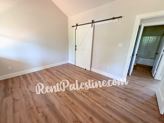 135 Private Road 5137 - Photo 5 of 6