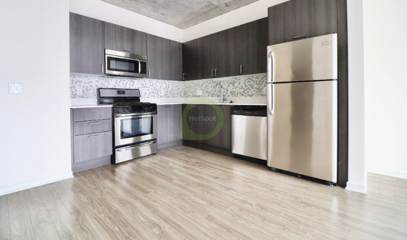 1321 S Wabash Ave - Photo 2 of 9