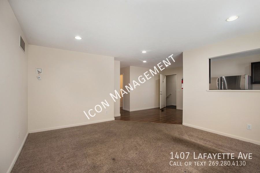 1407 Lafayette Avenue - Photo 6 of 21