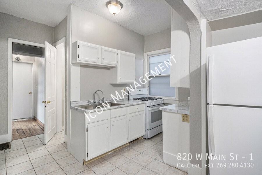 820 West Main Street #1 - Photo 6 of 14