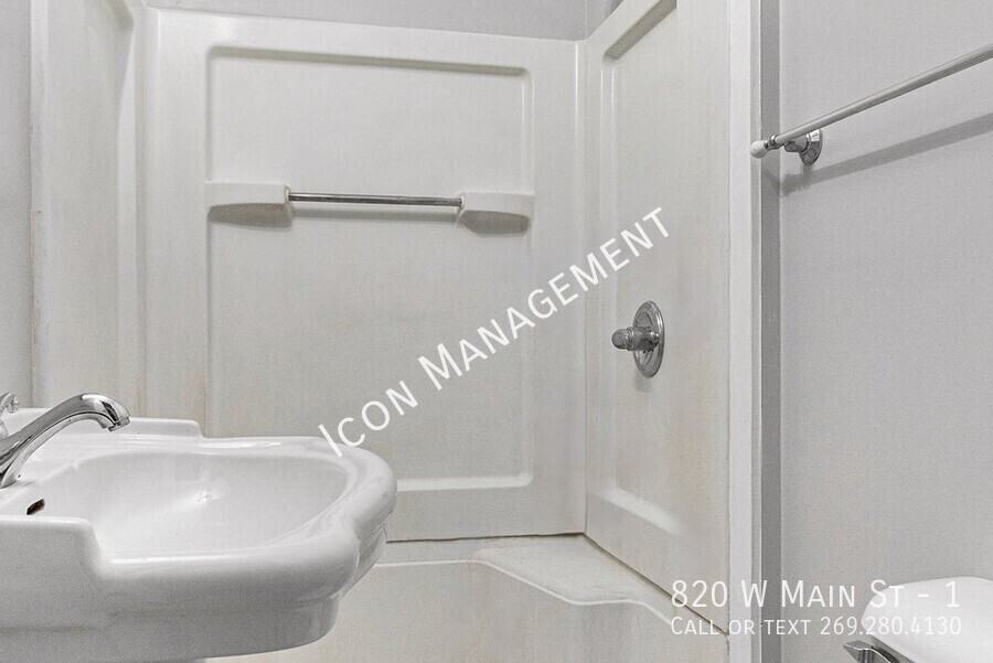 820 West Main Street #1 - Photo 7 of 14