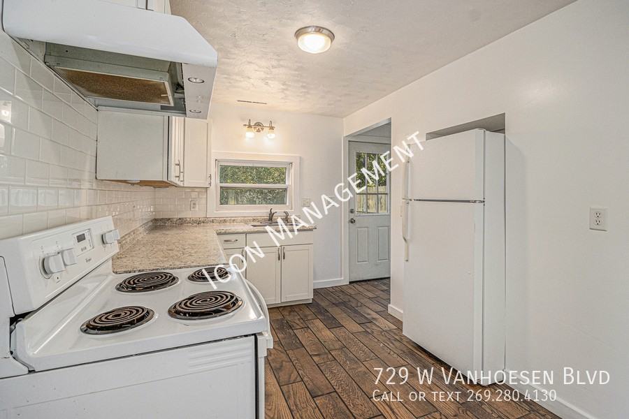 729 W Van Hoesen Blvd - Photo 6 of 17