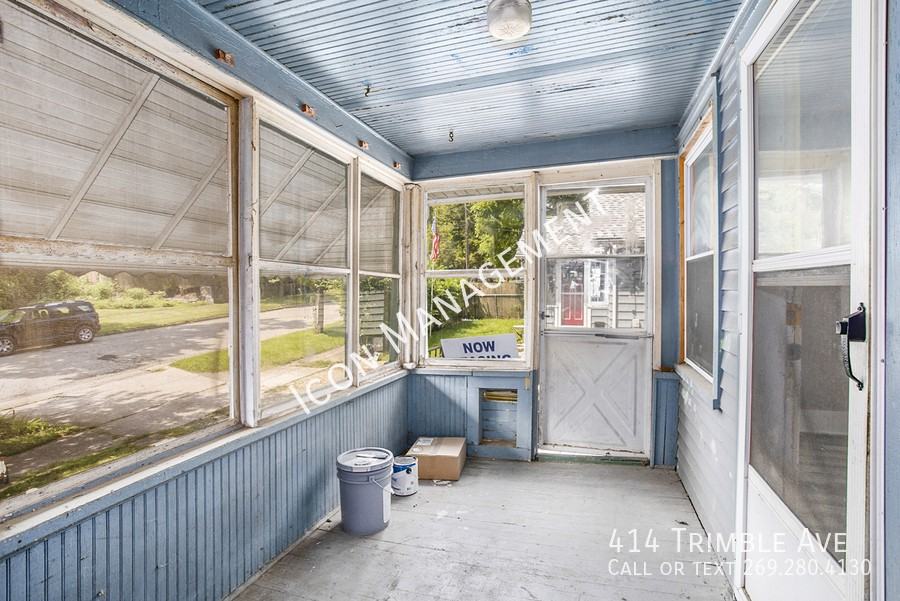 414 Trimble Ave - Photo 2 of 13