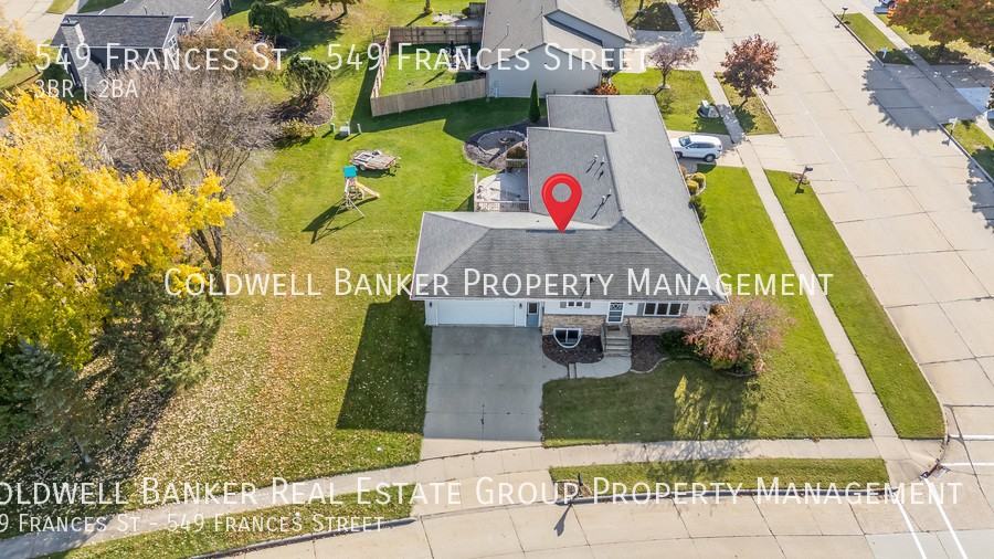549 Frances St - Photo 3 of 31