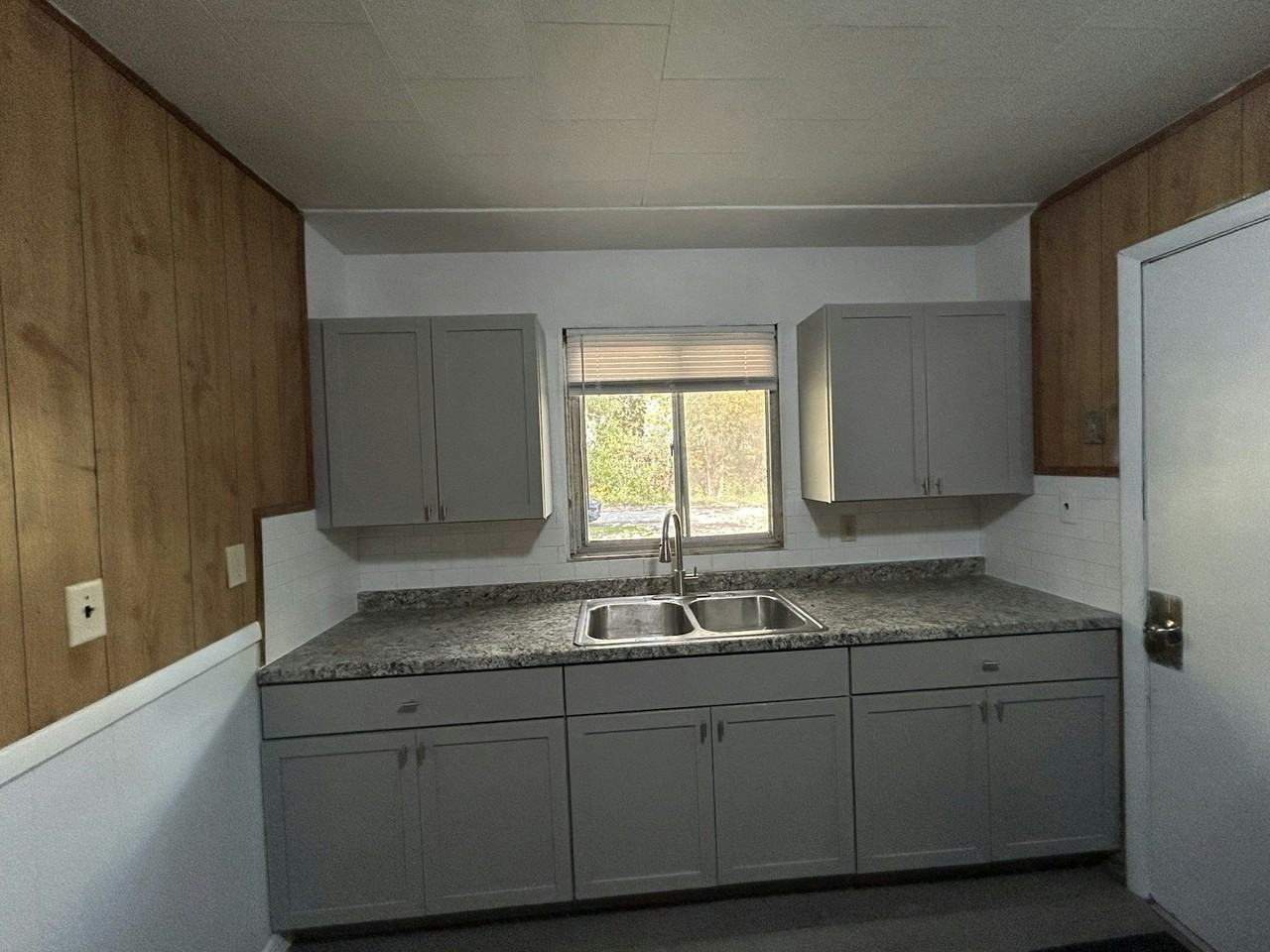 15907 Knight - Photo 3 of 21