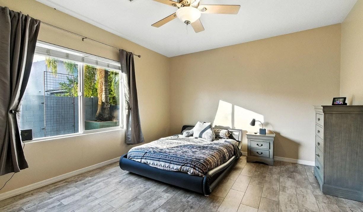 5900 South Courtland Drive - Photo 2 of 9