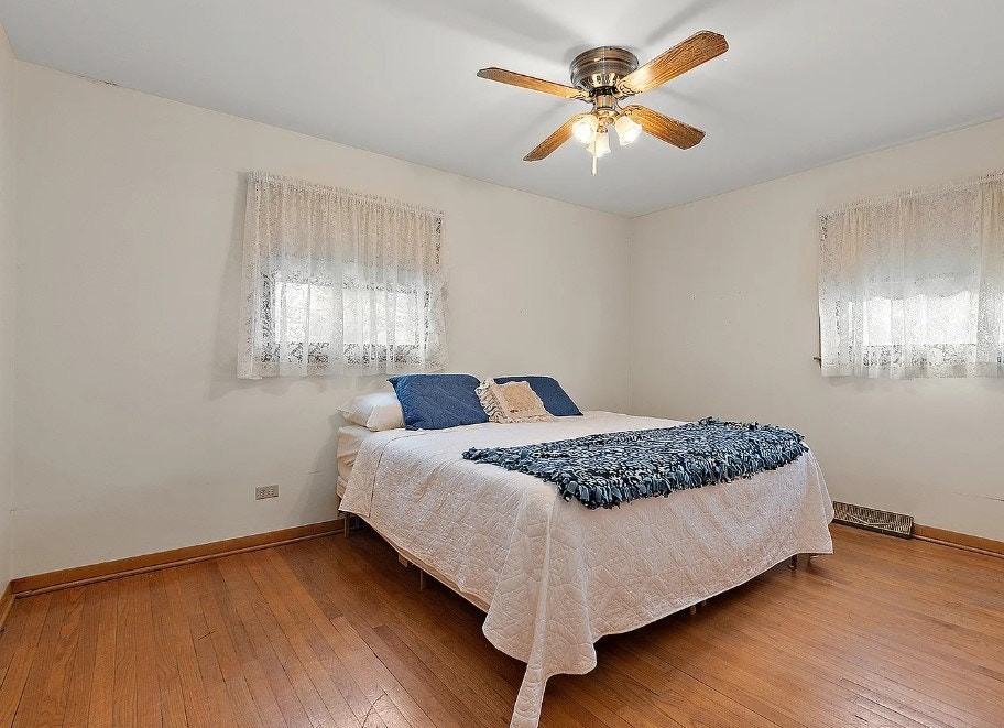 275 Tahoe Drive - Photo 2 of 7