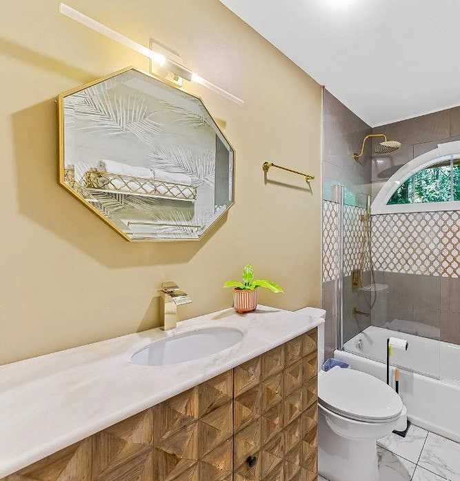 109 Wicklow Drive - Photo 2 of 8