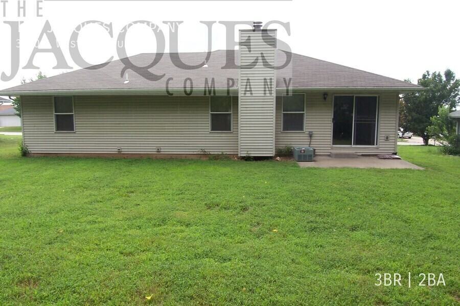 3820 S Western Ct - Photo 3 of 12