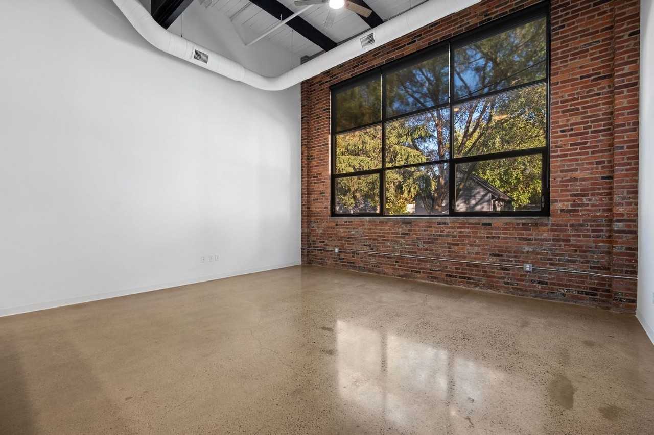 2341 Scranton Road #7 - Photo 6 of 39