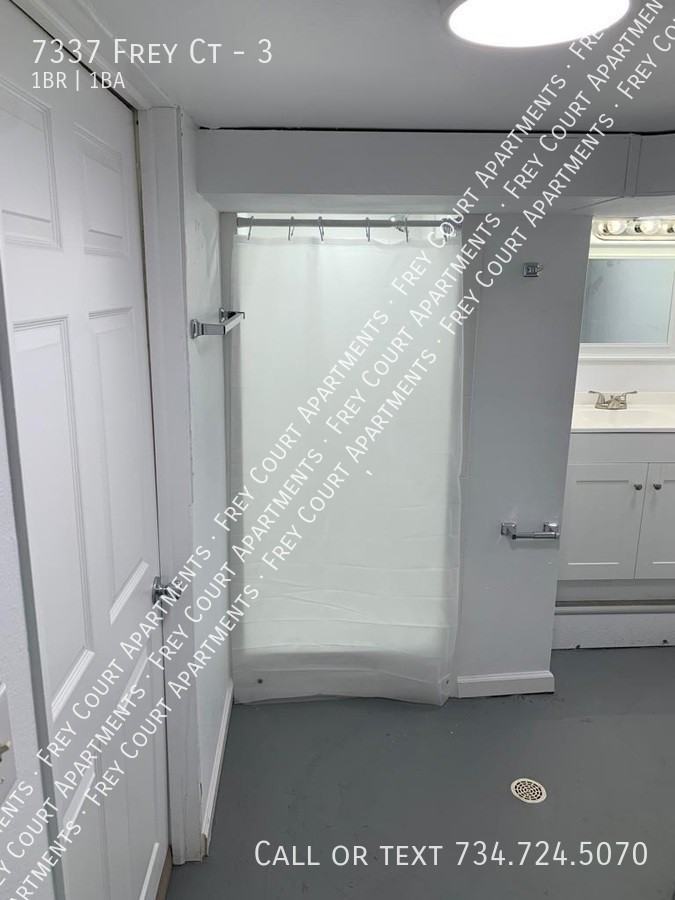 7337 Frey Ct #3 - Photo 3 of 5