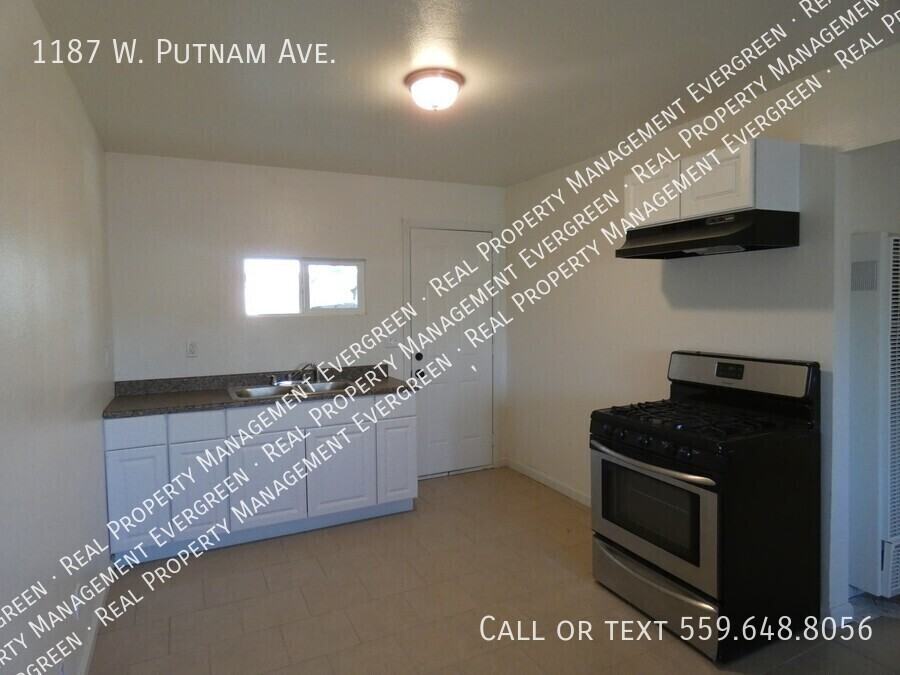 1187 W Putnam Ave - Photo 2 of 7