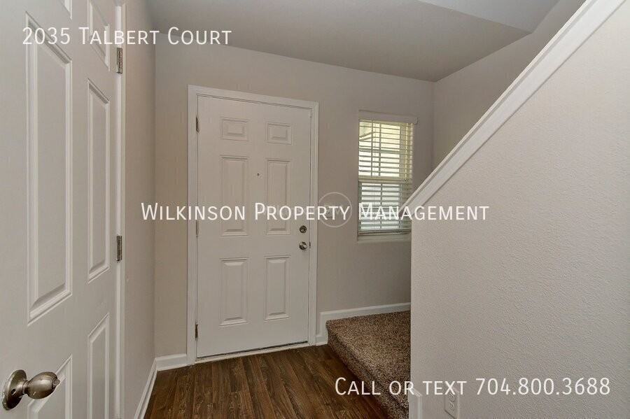 2035 Talbert Ct - Photo 4 of 32