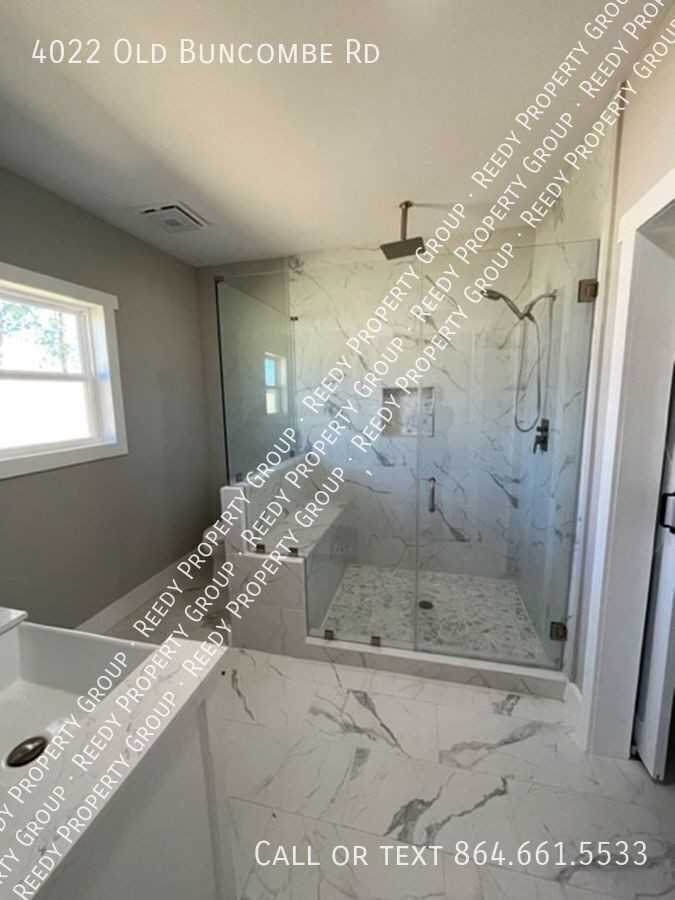 4022 Old Buncombe Rd - Photo 6 of 9