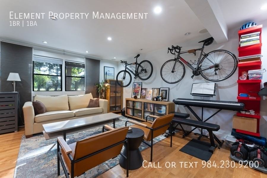 929 Saint Marys St #1 - Photo 4 of 19