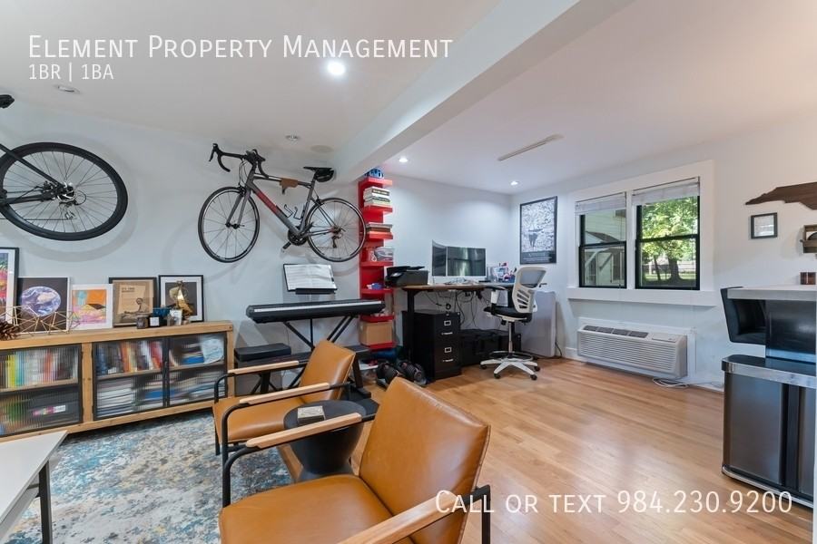 929 Saint Marys St #1 - Photo 6 of 19