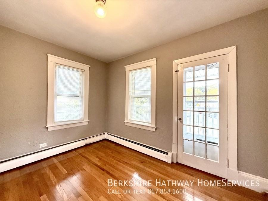 879 Broadway #2 - Photo 5 of 11