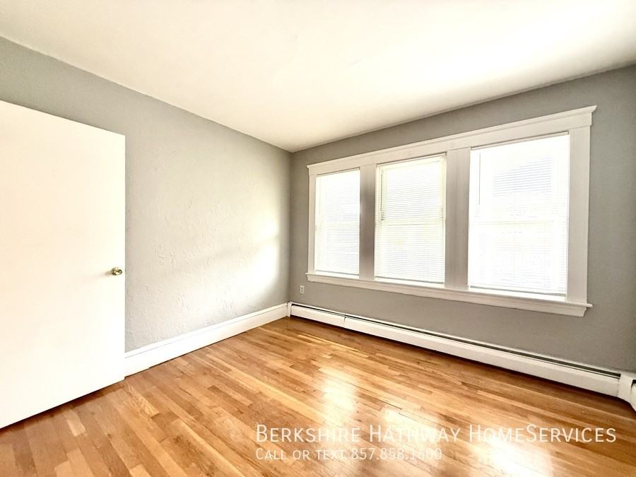 879 Broadway #2 - Photo 7 of 11