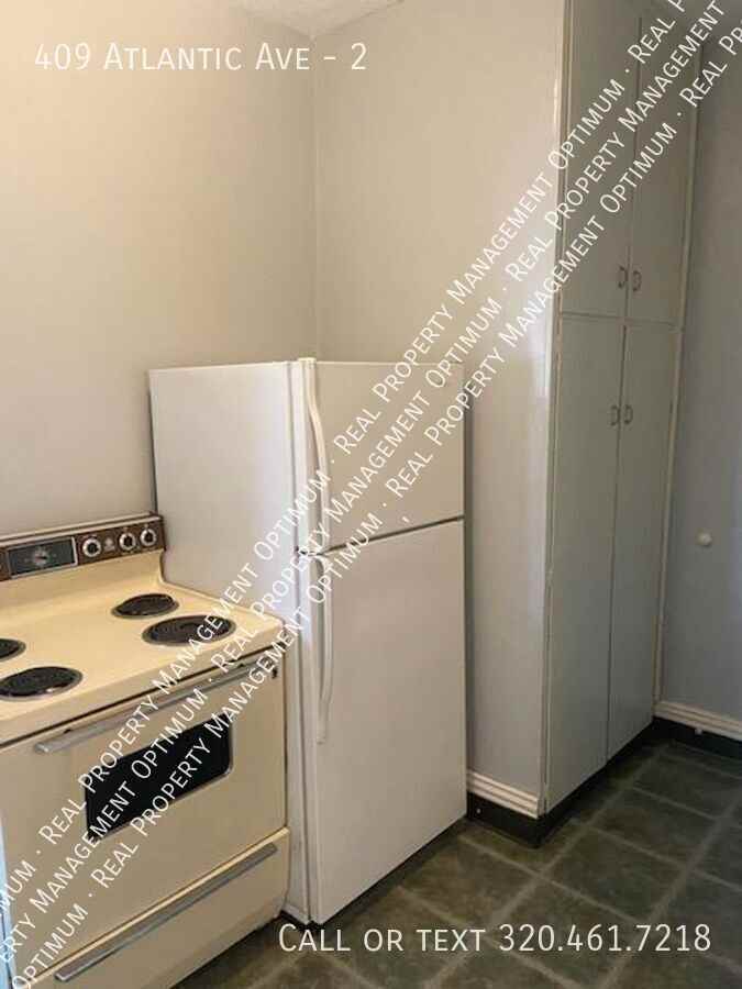 409 Atlantic Ave #2 - Photo 3 of 9