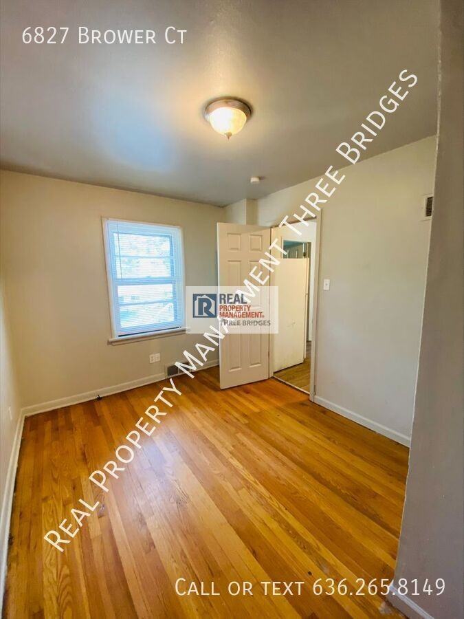 6827 Brower Ct - Photo 4 of 13