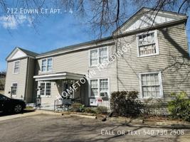 featured image of 712 Edwin Ct #4