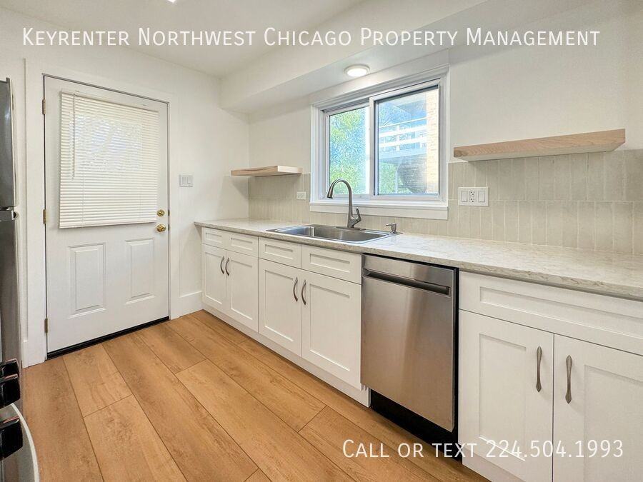 332 North Smith Street #1 - Photo 2 of 18