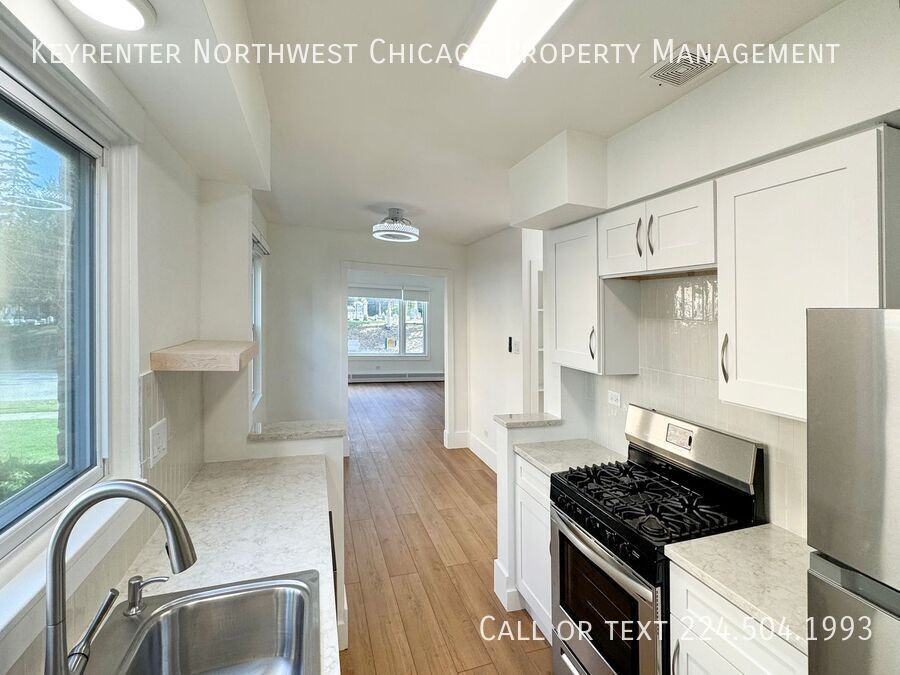 332 North Smith Street #1 - Photo 3 of 18