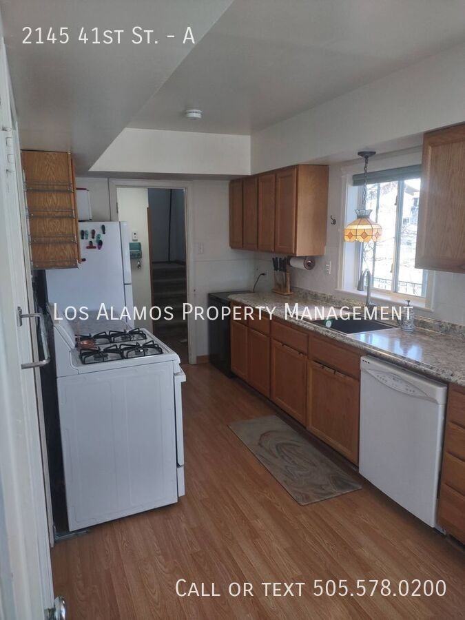 2145 41st Street #A - Photo 3 of 23