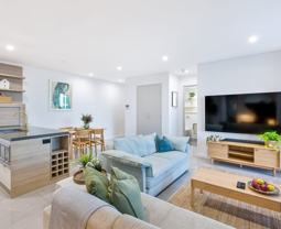 990 Mclean St - Photo 1 of 1