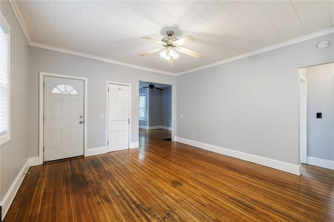 222 Gregory St - Photo 3 of 19