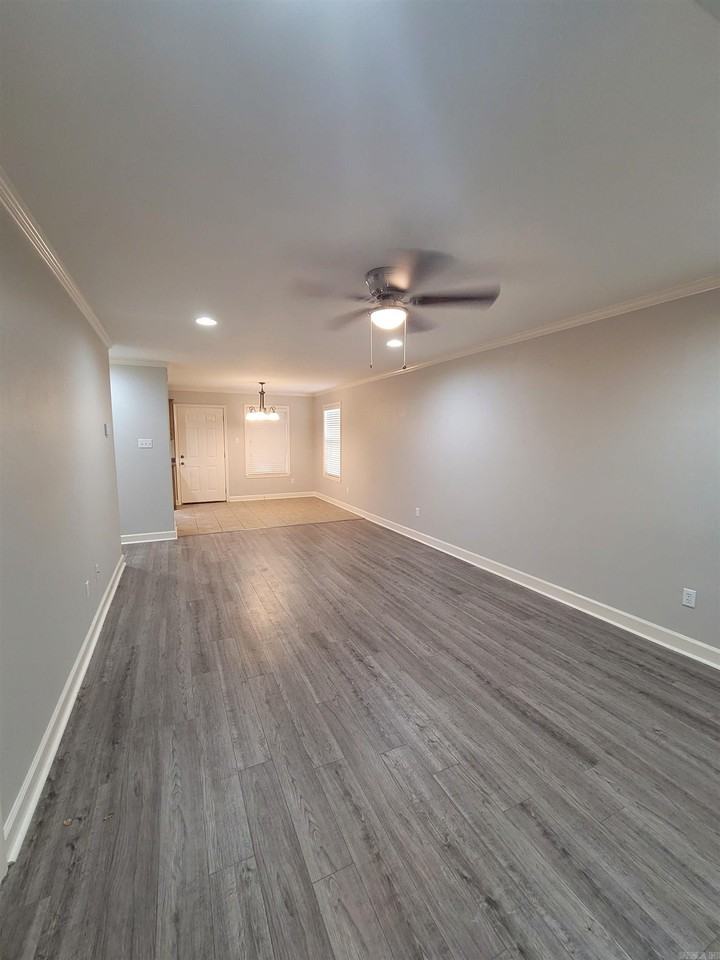 118 Austin - Photo 2 of 27