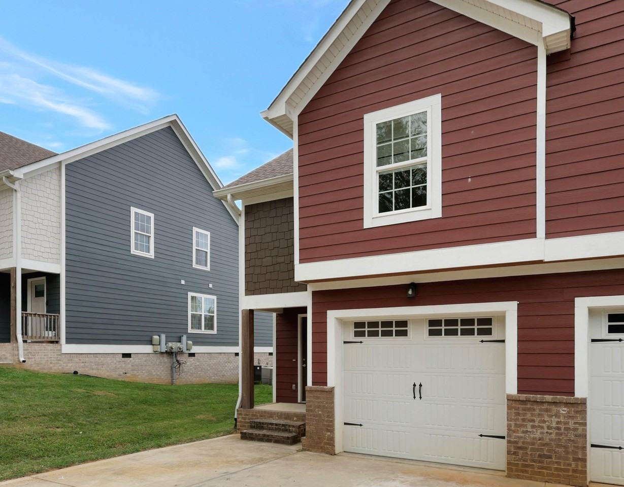 5652 High Street - Photo 2 of 24