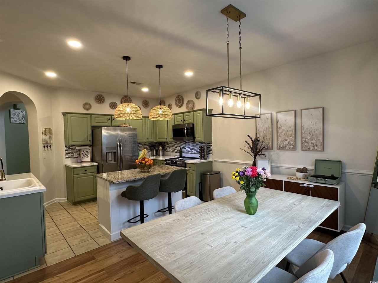 204 Fulbourn Pl - Photo 7 of 30