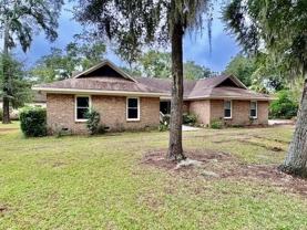 675 Ayers Dr - Photo 1 of 1