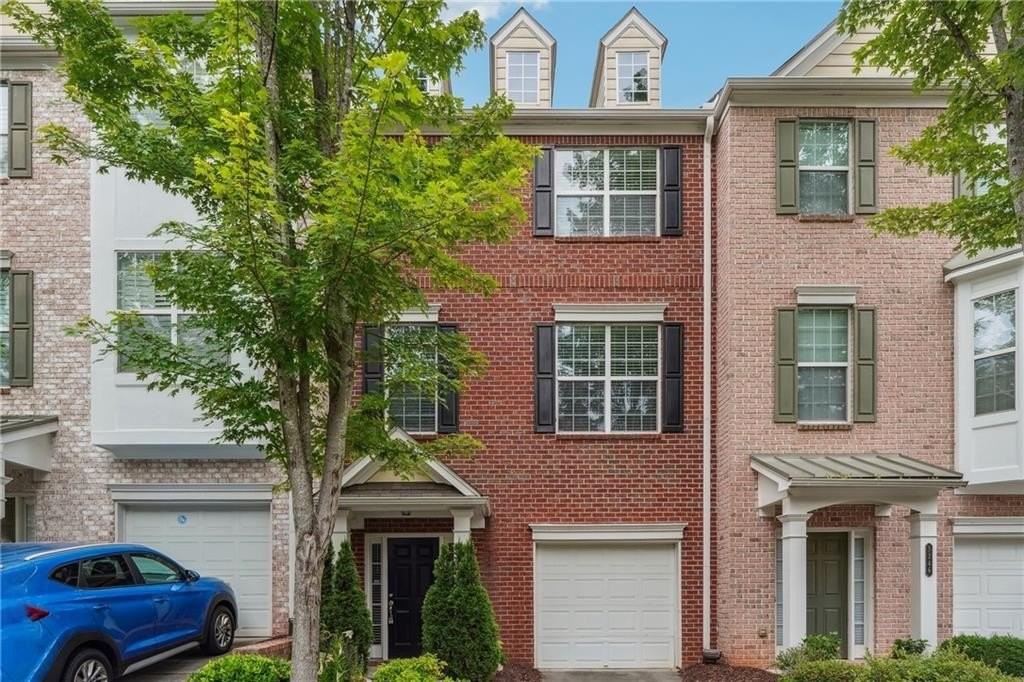 5240 Wellsley Bend - Photo 2 of 24