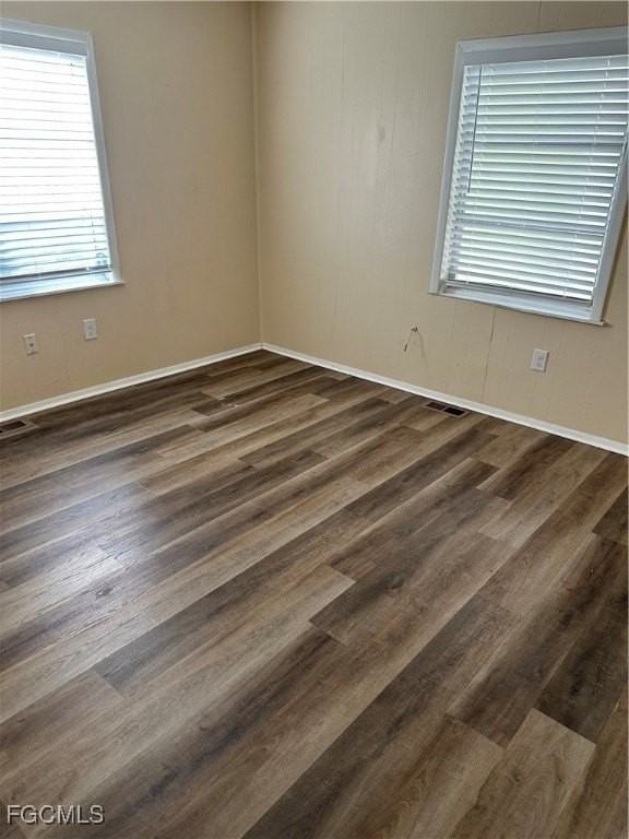 2072 Maple Avenue - Photo 6 of 8