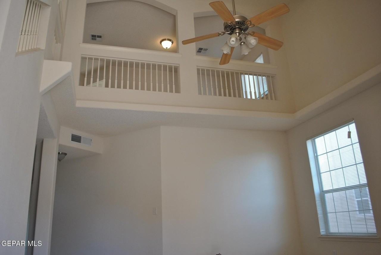 7344 Prickley Pear Dr - Photo 6 of 11