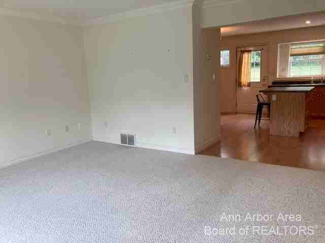 1023 Bluestem Ln - Photo 4 of 19