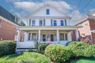 608 S Hanover St - Photo 1 of 1