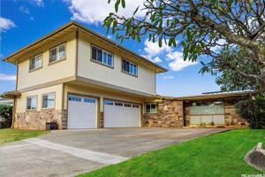 featured image of 964 Iopono Loop