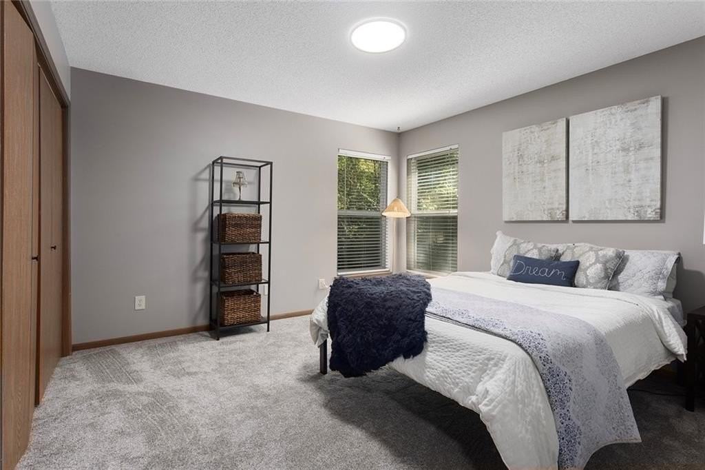 2900 Northwest Mill Place - Photo 7 of 17