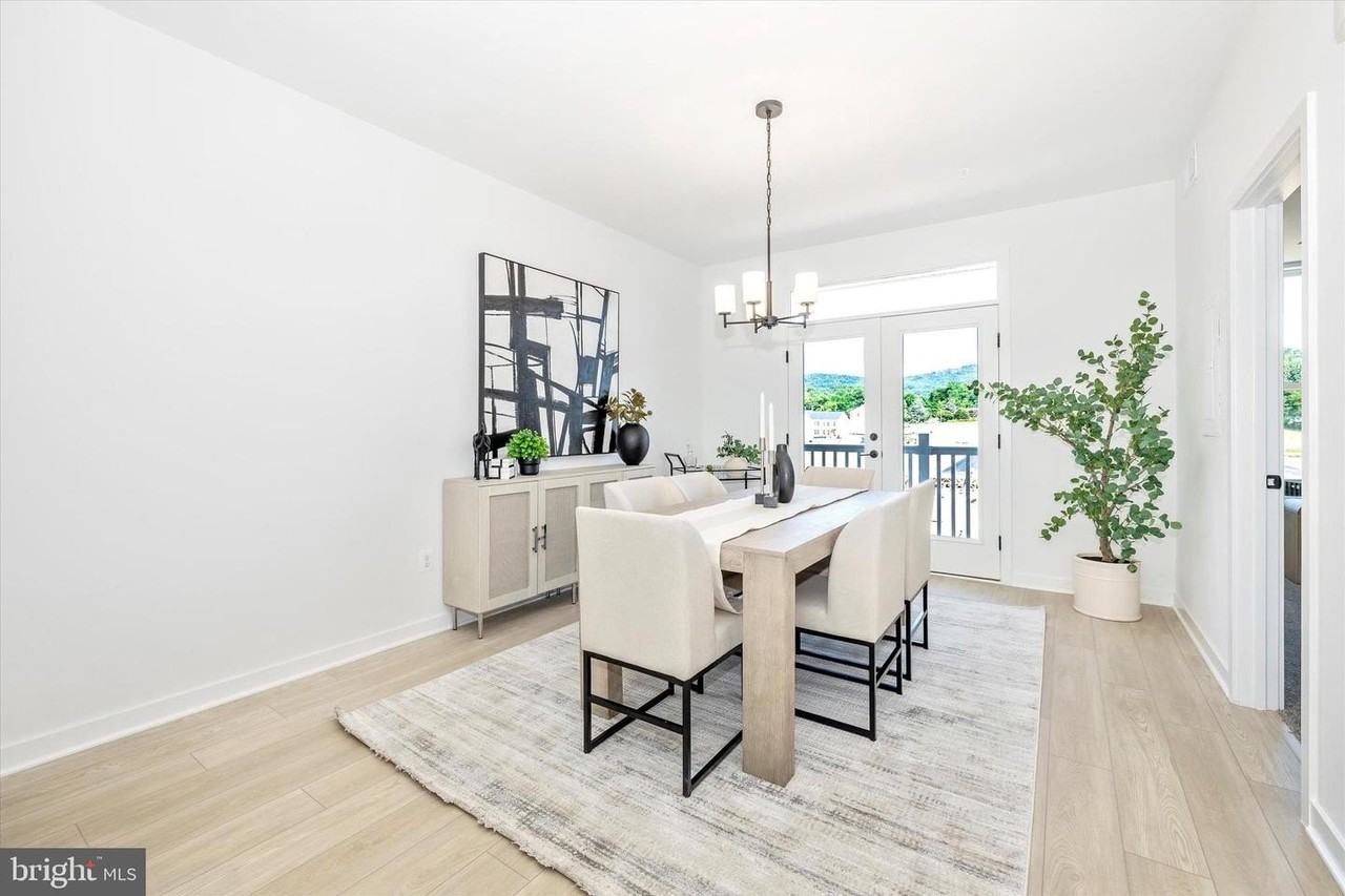 1631 Blacksmith Way Unit A - Photo 6 of 35