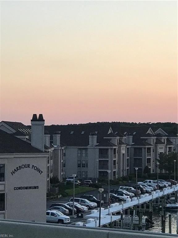 409 Harbour Pt - Photo 2 of 31