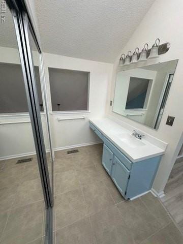 409 Harbour Pt - Photo 4 of 31