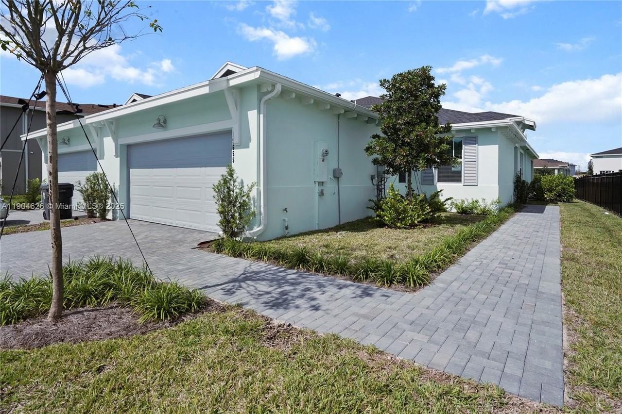 19655 Barn Swallow Way #19655 - Photo 3 of 50