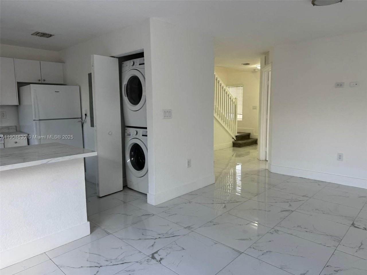 618 Sw 2nd Pl - Photo 6 of 23