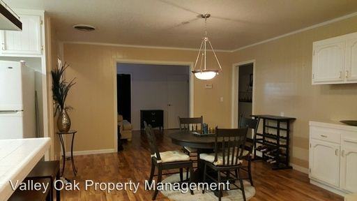 2613 Surrey Ave - Photo 2 of 6