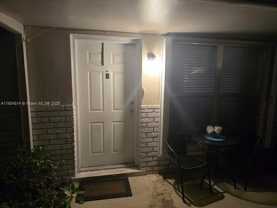 3628 Sw 14th St #1-2 - Photo 1 of 1